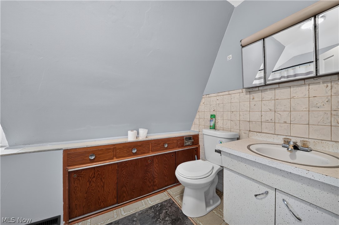 1412 Perryville Place Ashtabula OH 44004