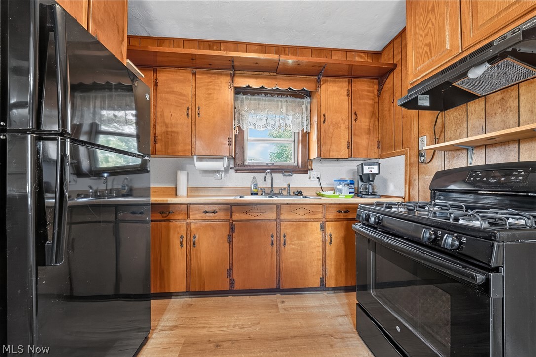 1412 Perryville Place Ashtabula OH 44004