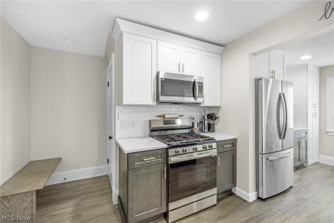 247 Highland Avenue Wadsworth OH 44281