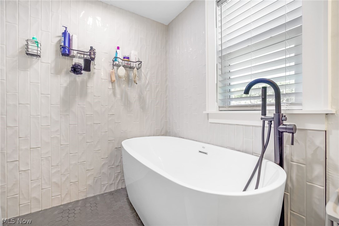 247 Highland Avenue Wadsworth OH 44281