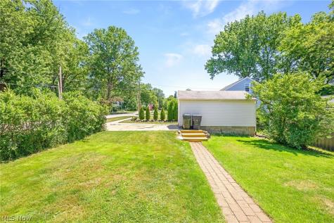 247 Highland Avenue Wadsworth OH 44281