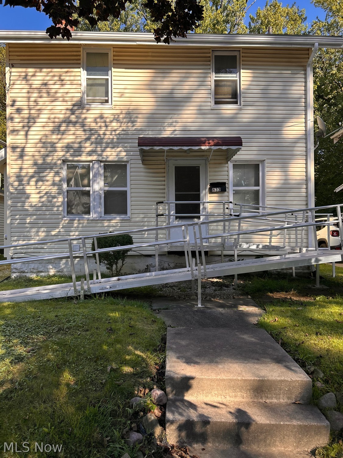 633 Elbon Avenue Akron OH 44306