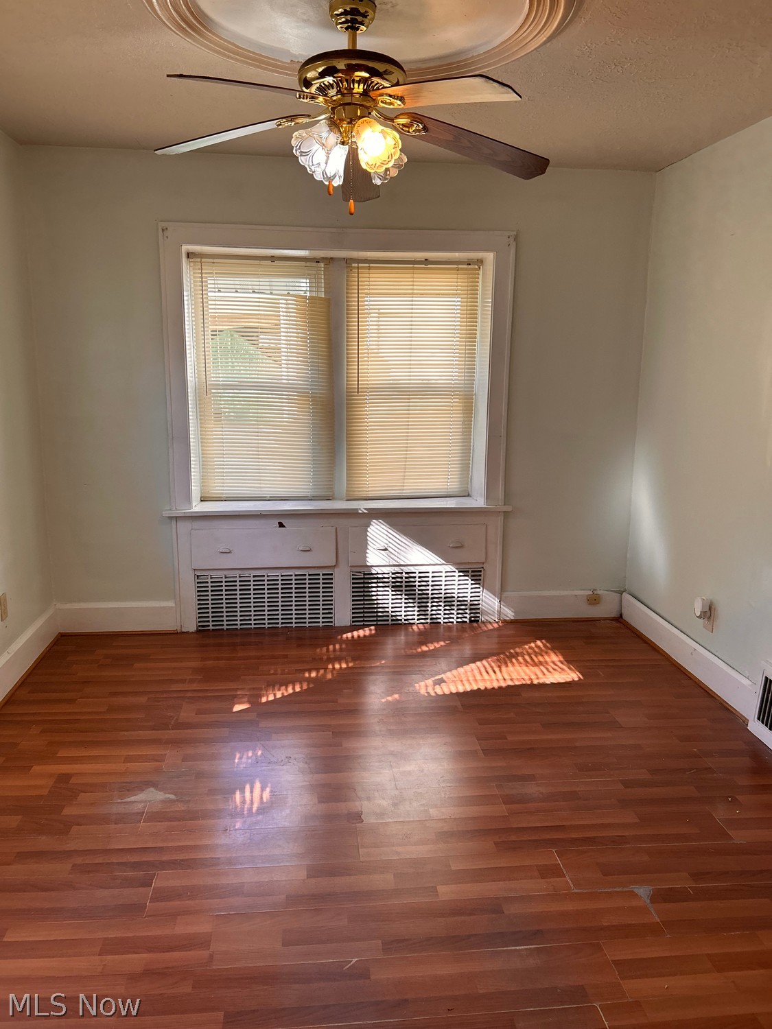 633 Elbon Avenue Akron OH 44306