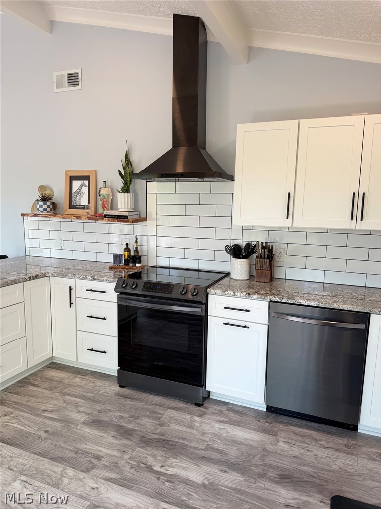 195 Oneida Trail Malvern OH 44644
