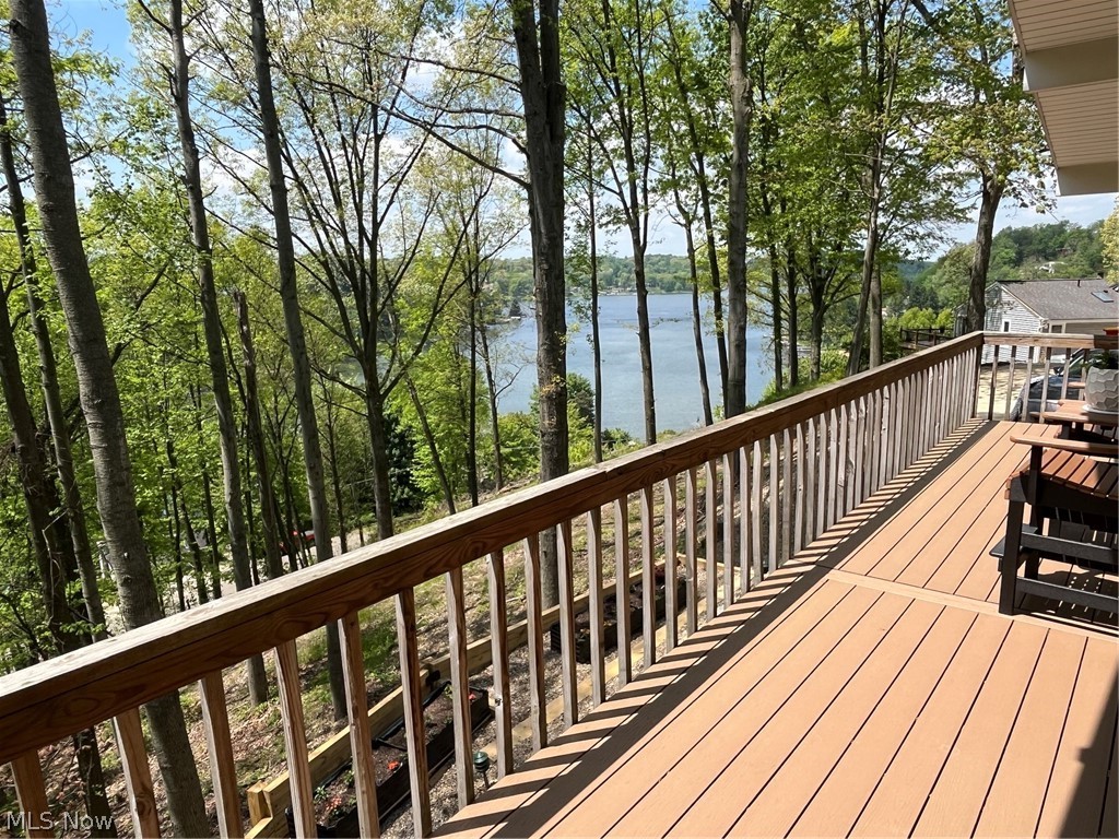 195 Oneida Trail Malvern OH 44644