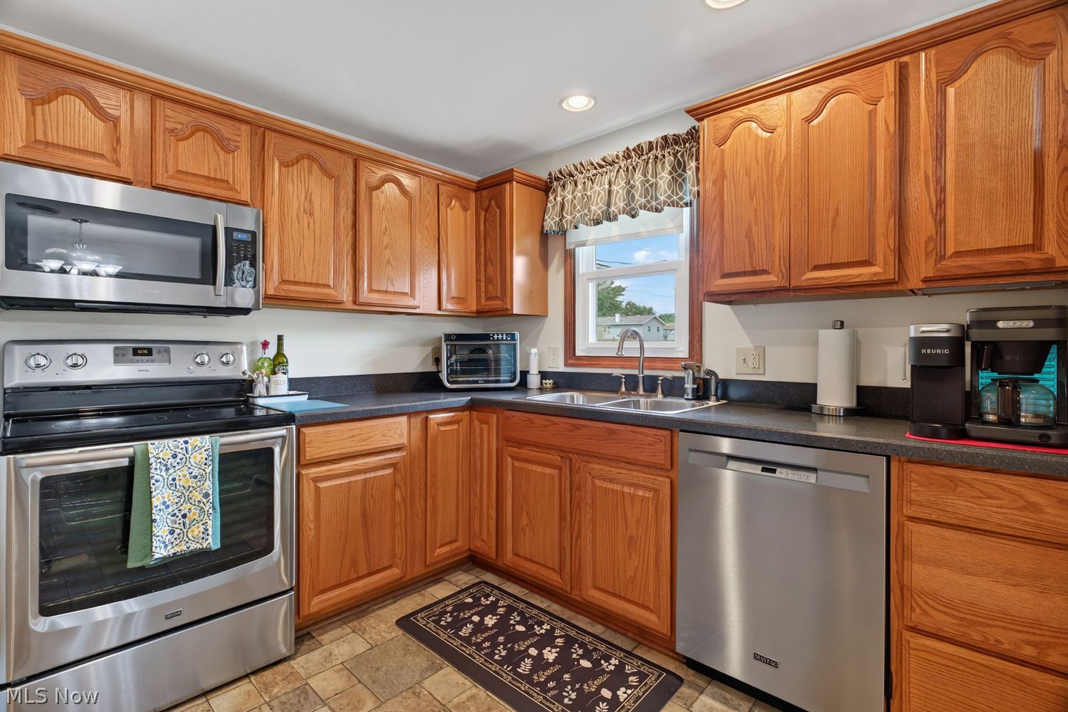 6570 Allandale Drive Amherst OH 44001