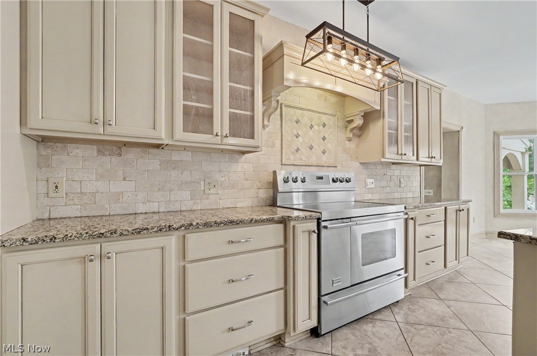 5671 Brownstone Circle NW Canton OH 44718
