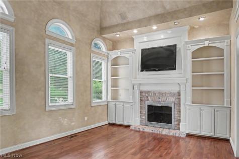 5671 Brownstone Circle NW Canton OH 44718