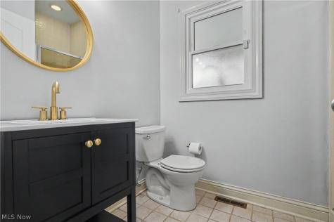 5671 Brownstone Circle NW Canton OH 44718