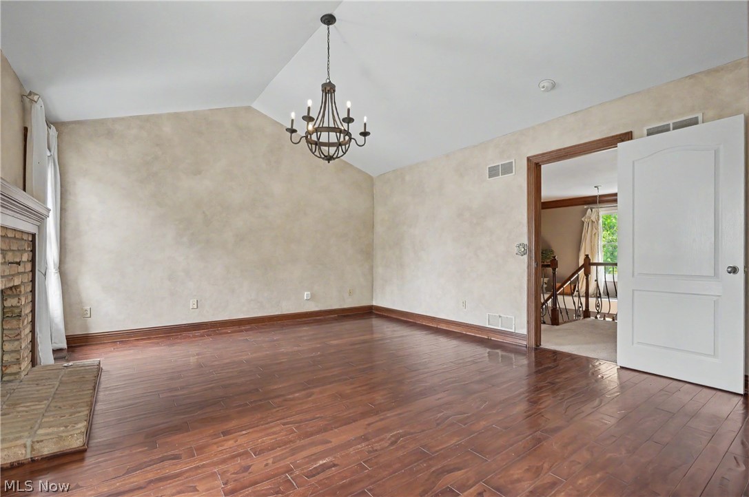 5671 Brownstone Circle NW Canton OH 44718