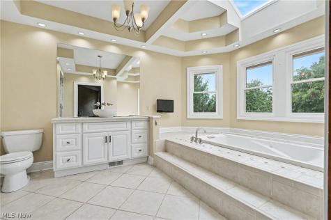 5671 Brownstone Circle NW Canton OH 44718