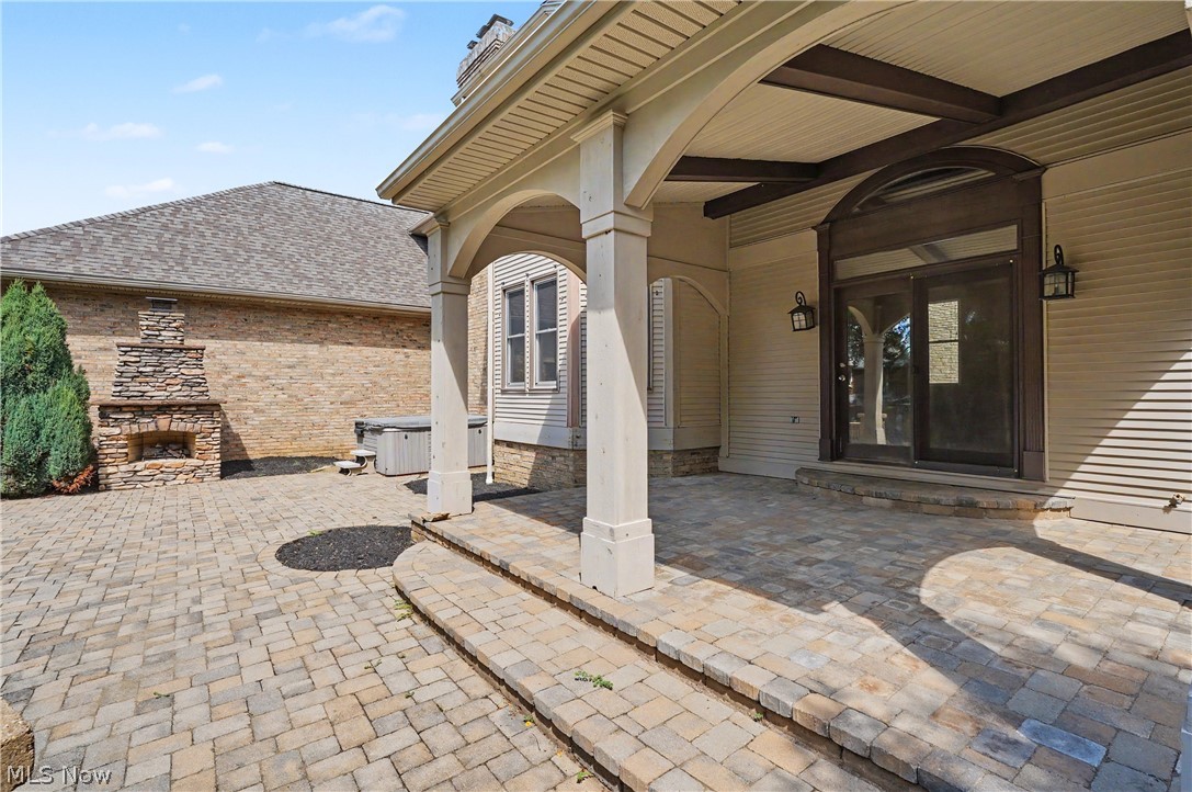 5671 Brownstone Circle NW Canton OH 44718