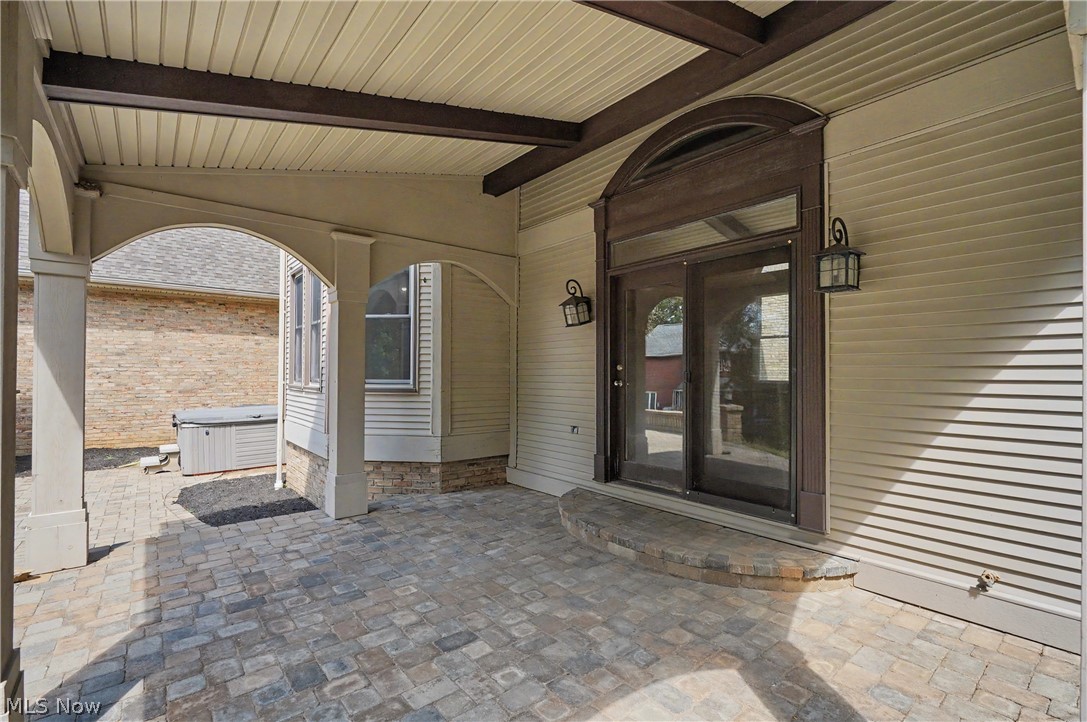 5671 Brownstone Circle NW Canton OH 44718