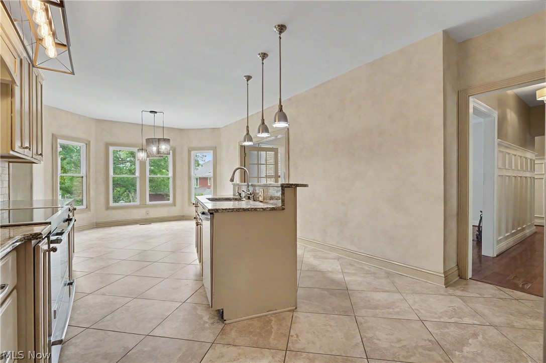 5671 Brownstone Circle NW Canton OH 44718