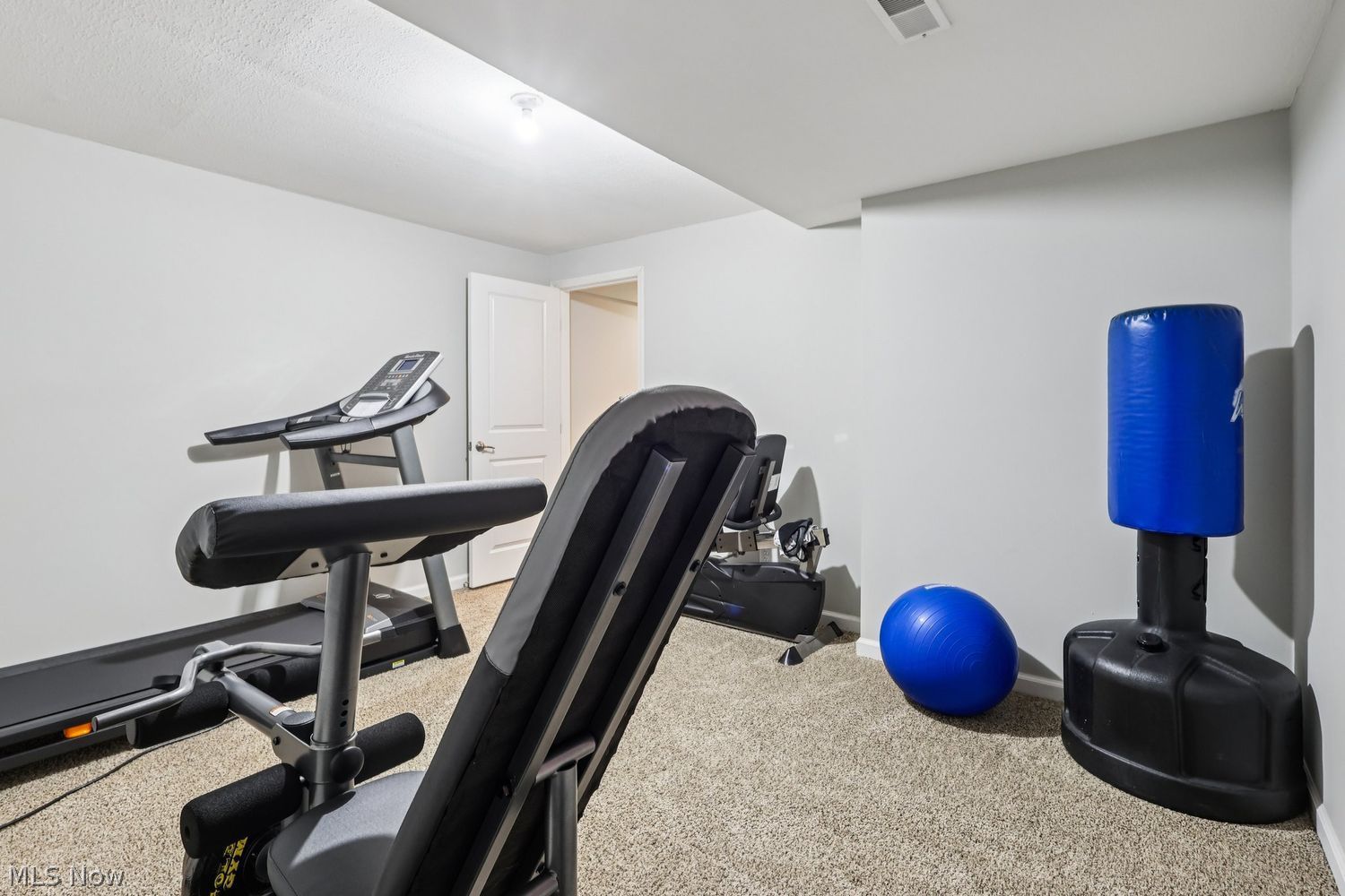 817 Hilliary Lane Aurora OH 44202