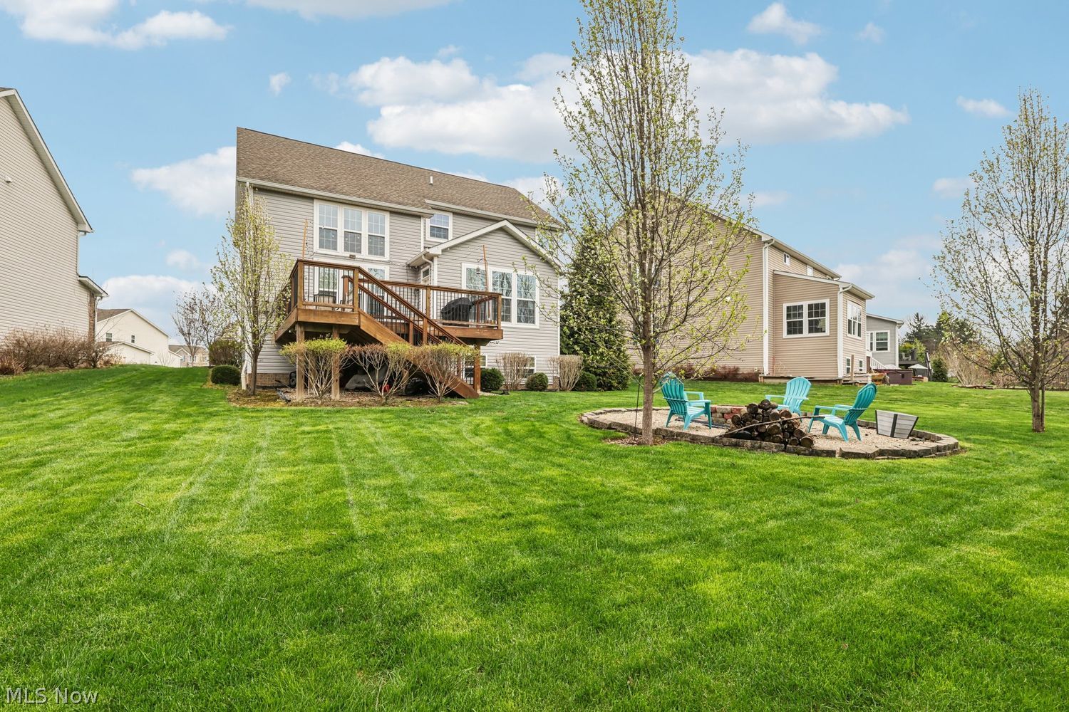817 Hilliary Lane Aurora OH 44202