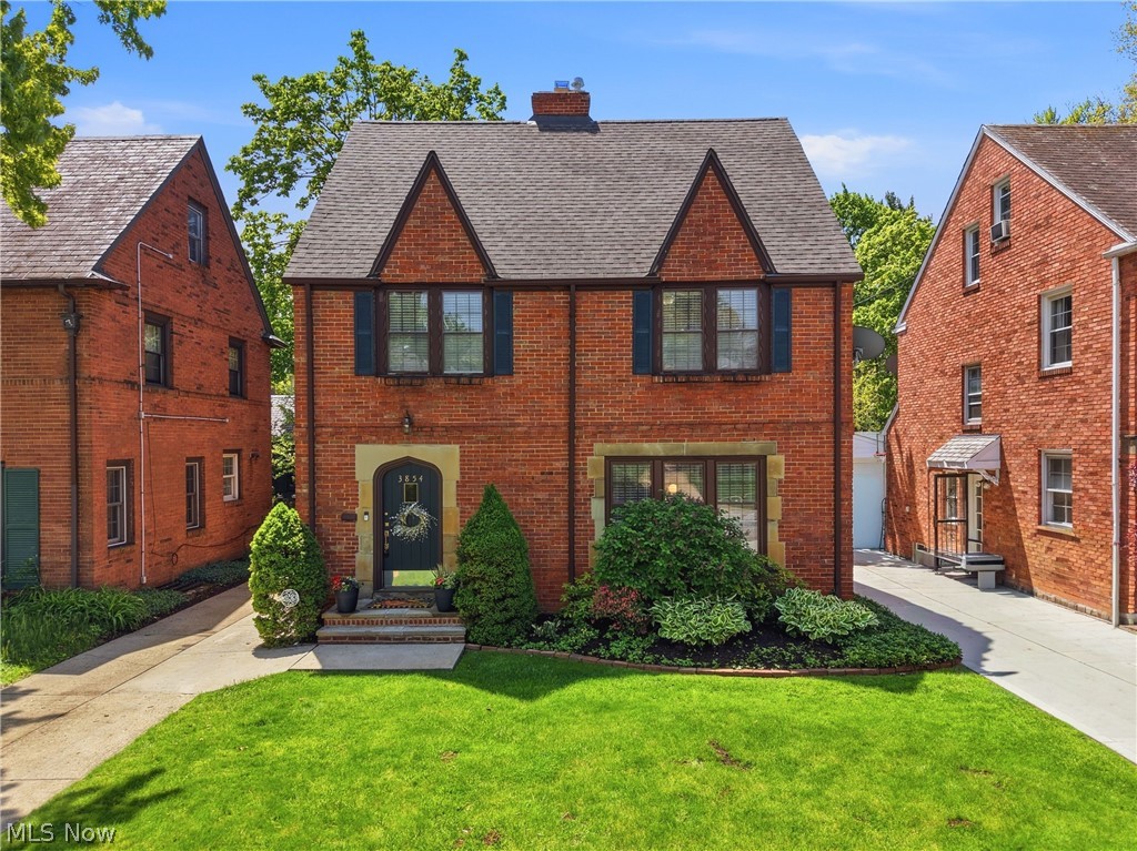 3854 Meadowbrook Boulevard University Heights OH 44118