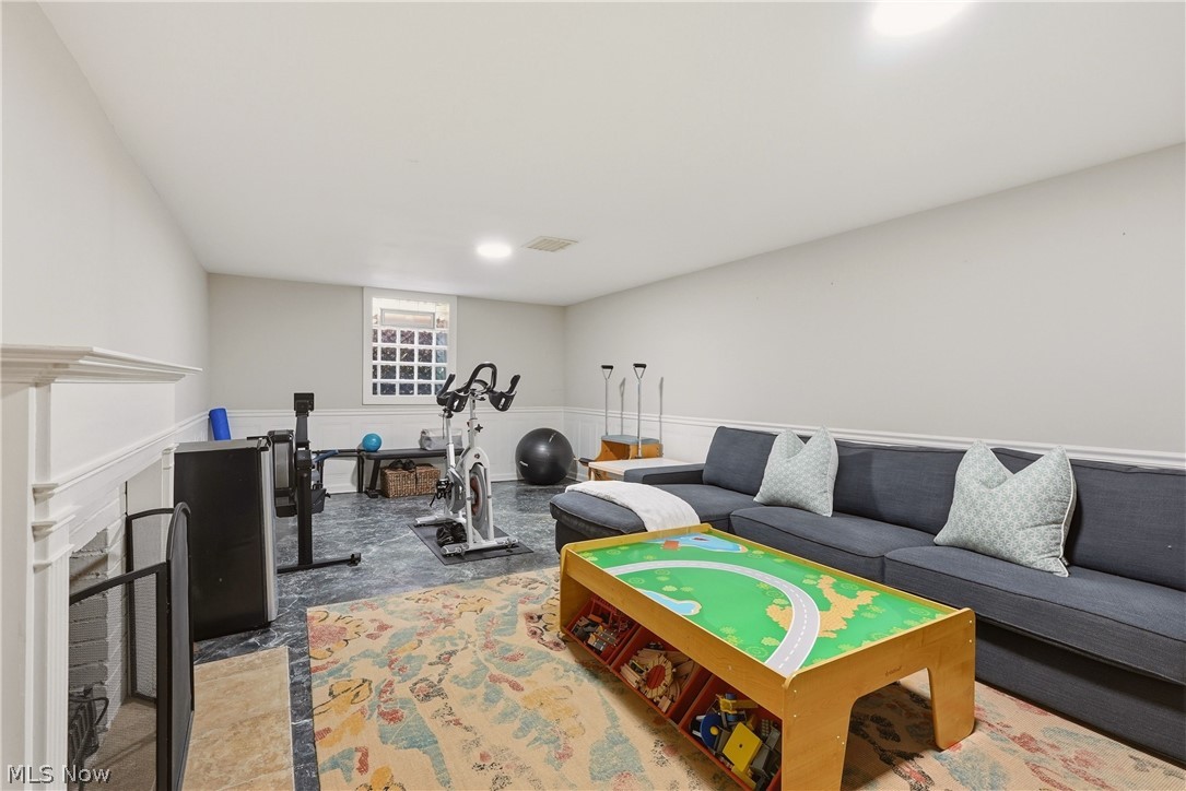 3854 Meadowbrook Boulevard University Heights OH 44118