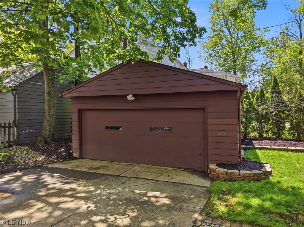3854 Meadowbrook Boulevard University Heights OH 44118