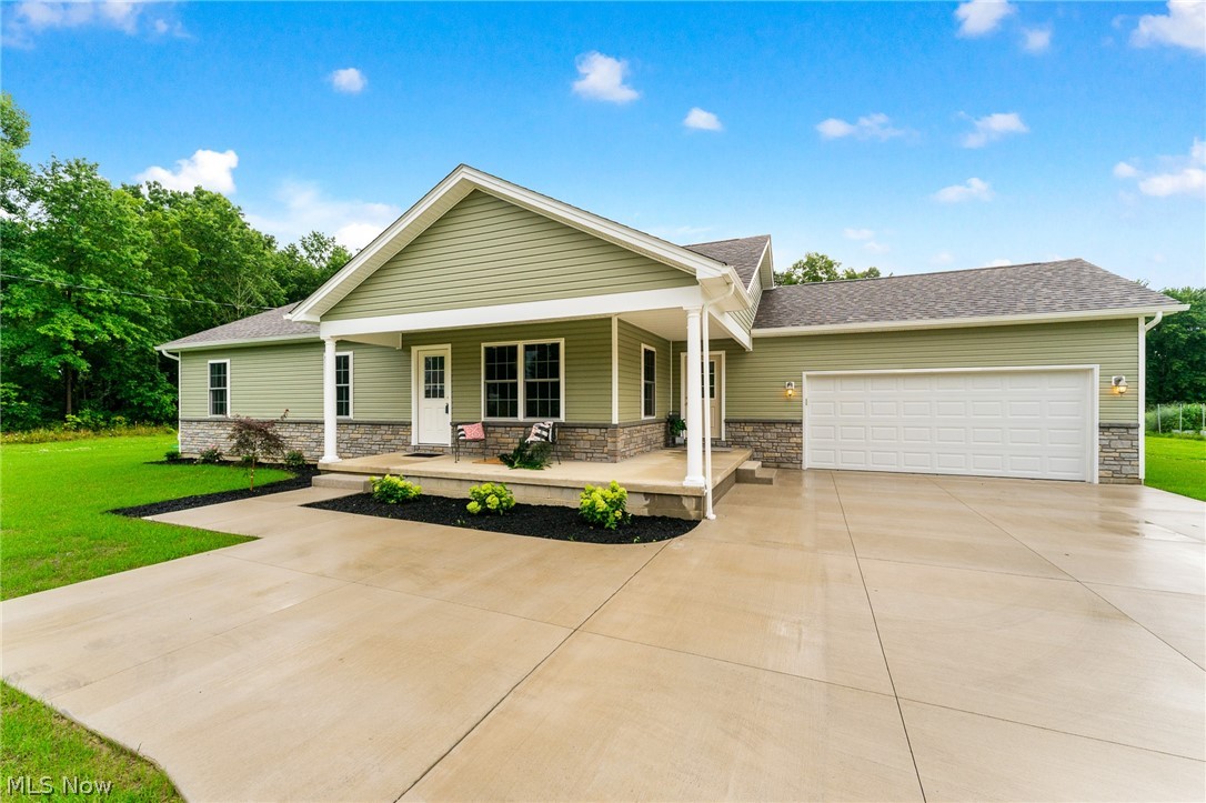 406 S Raccoon Road Austintown OH 44515