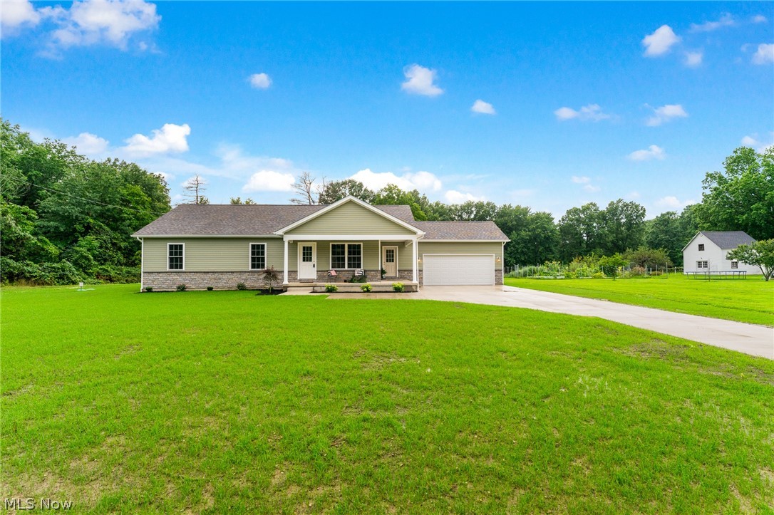 406 S Raccoon Road Austintown OH 44515