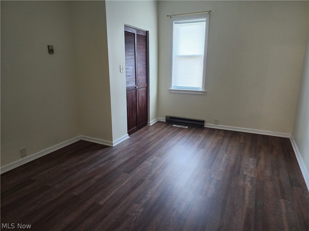 221 Washington Street Coshocton OH 43812
