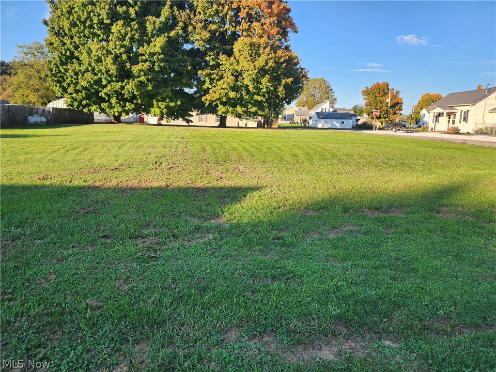 221 Washington Street Coshocton OH 43812