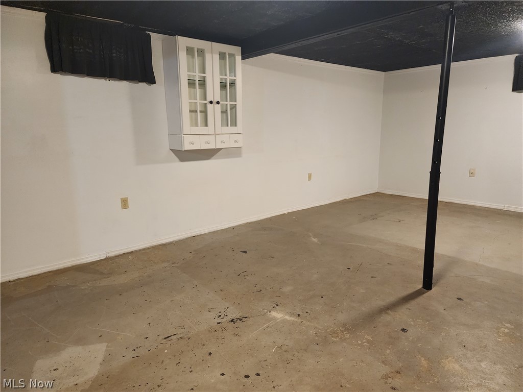 221 Washington Street Coshocton OH 43812
