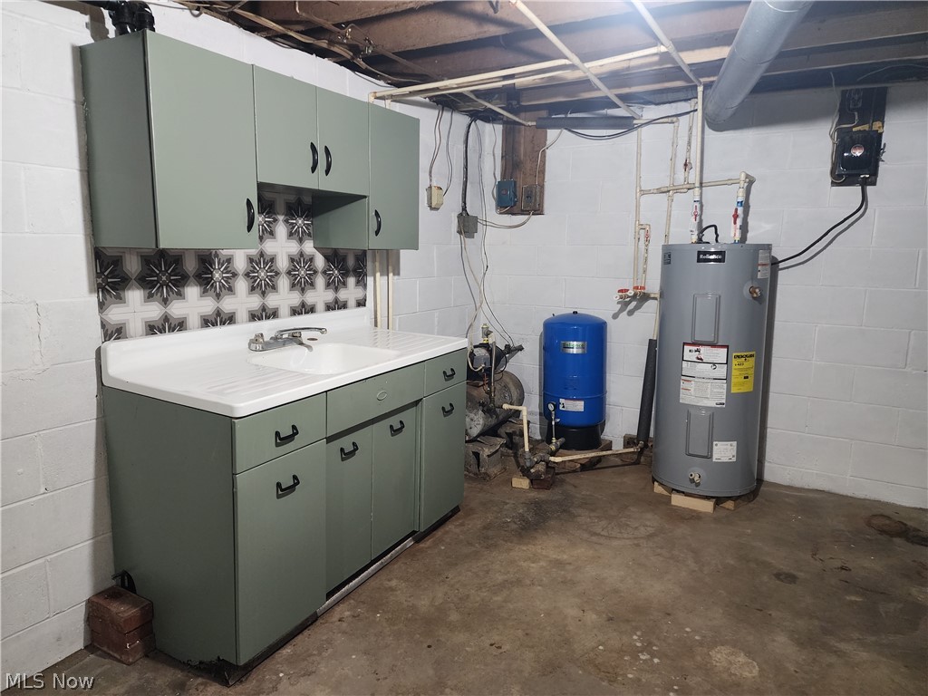 221 Washington Street Coshocton OH 43812
