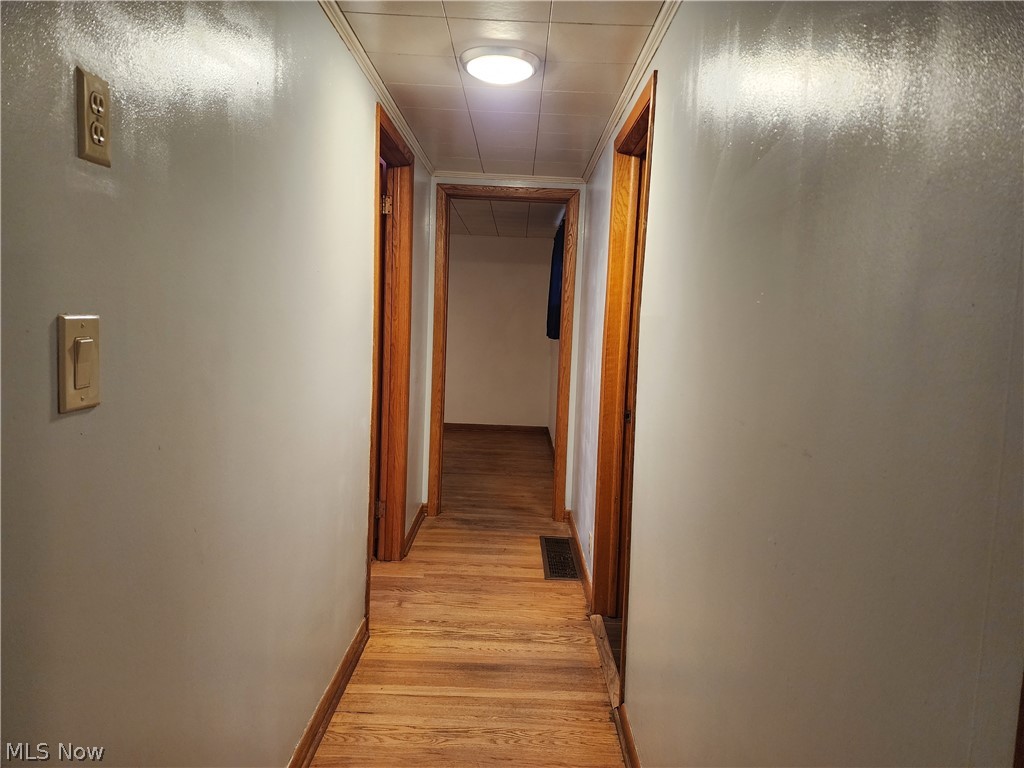 221 Washington Street Coshocton OH 43812