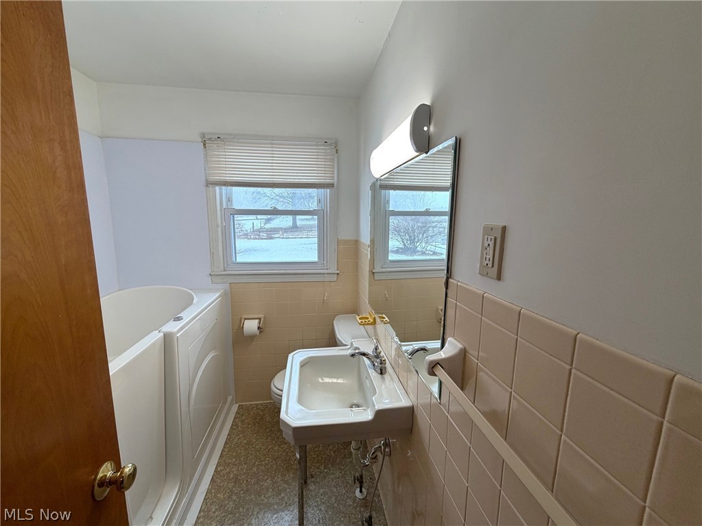 2229 Schneider Street NW North Canton OH 44720