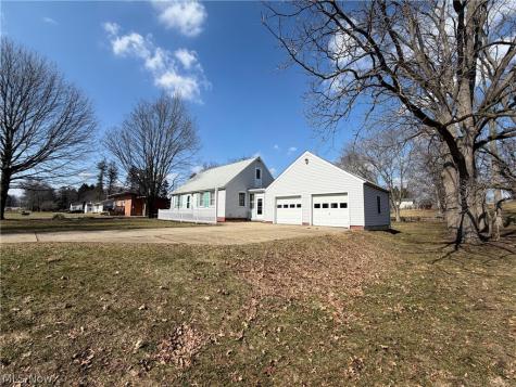 2229 Schneider Street NW North Canton OH 44720