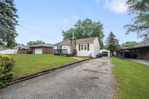 1357 Shanafelt Avenue Akron OH 44312