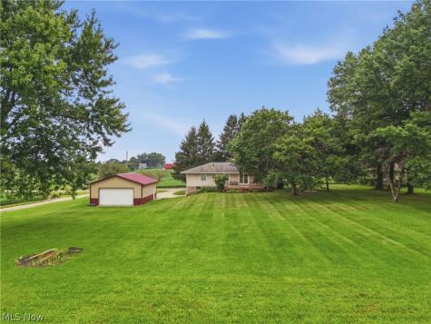 3460 Swallen Avenue Louisville OH 44641