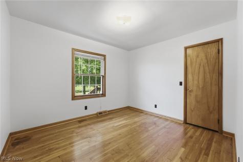 3460 Swallen Avenue Louisville OH 44641