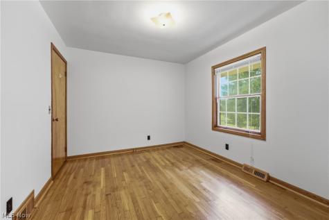 3460 Swallen Avenue Louisville OH 44641