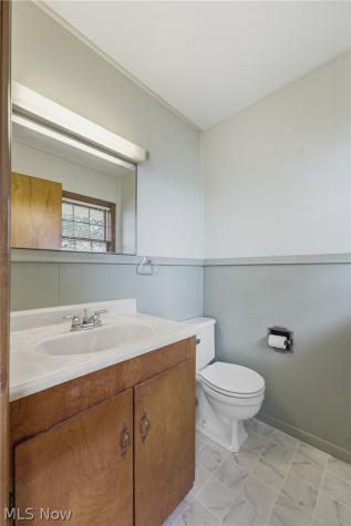 3460 Swallen Avenue Louisville OH 44641