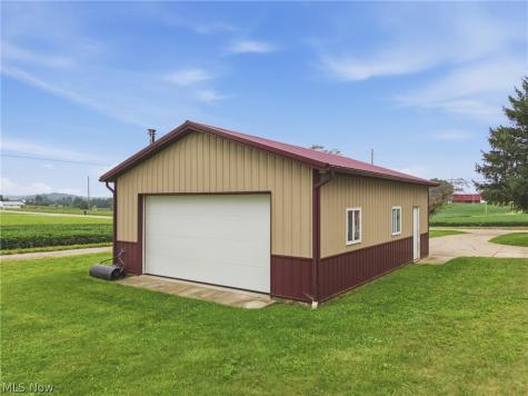 3460 Swallen Avenue Louisville OH 44641