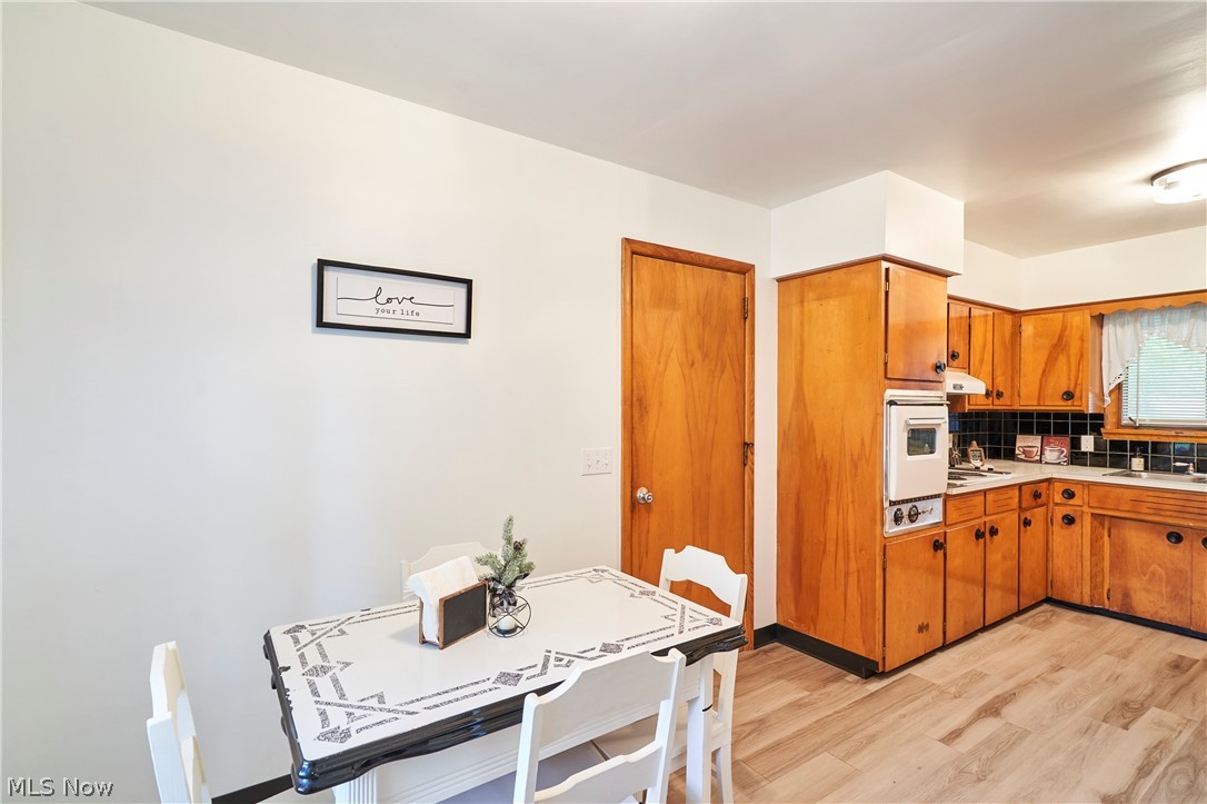 2964 Harris Avenue Norton OH 44203