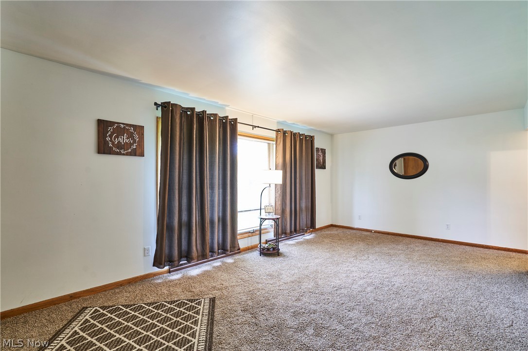 2964 Harris Avenue Norton OH 44203