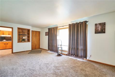 2964 Harris Avenue Norton OH 44203