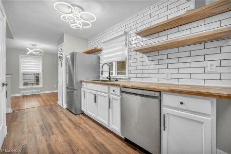 20905 Clare Avenue Maple Heights OH 44137