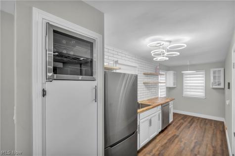 20905 Clare Avenue Maple Heights OH 44137