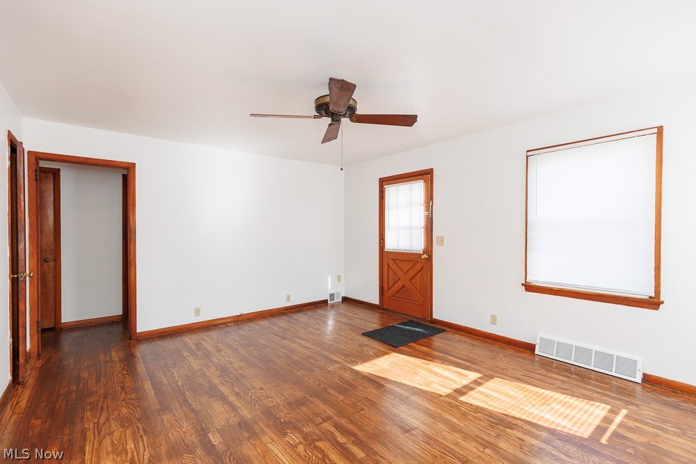 880 Douglas Street Vermilion OH 44089