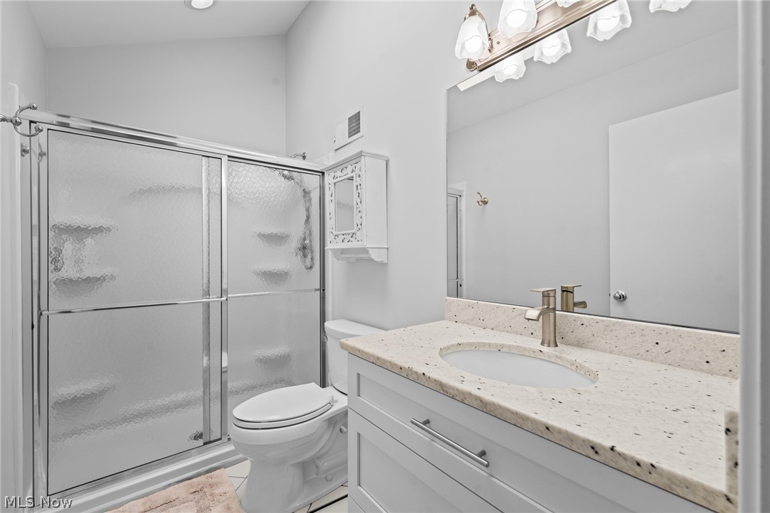 8 Pebblebrook Lane Chagrin Falls OH 44022