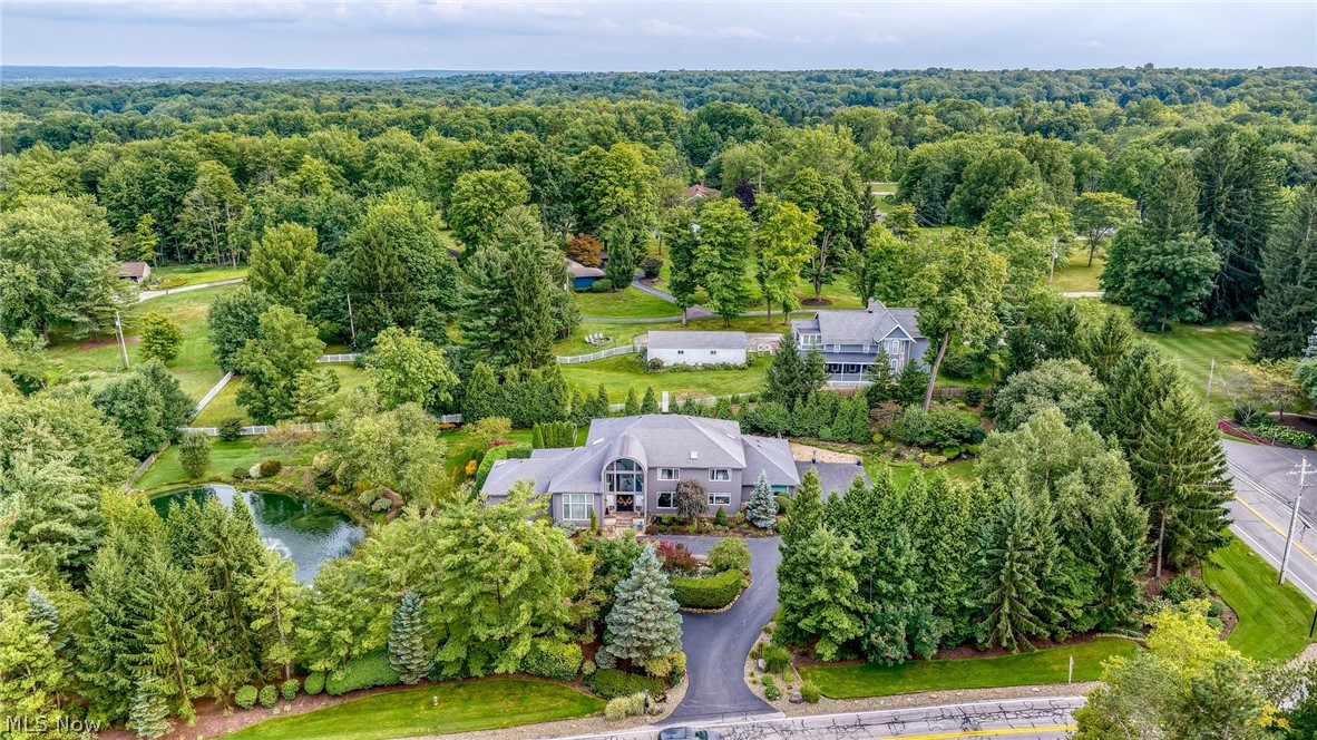 8 Pebblebrook Lane Chagrin Falls OH 44022