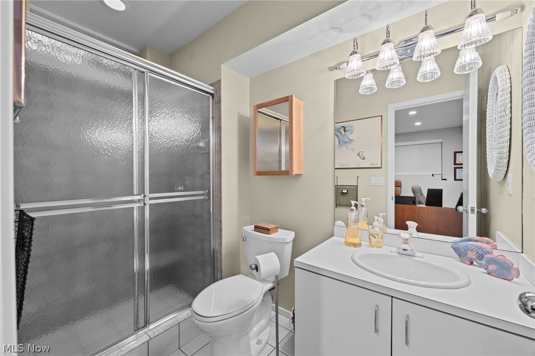 8 Pebblebrook Lane Chagrin Falls OH 44022