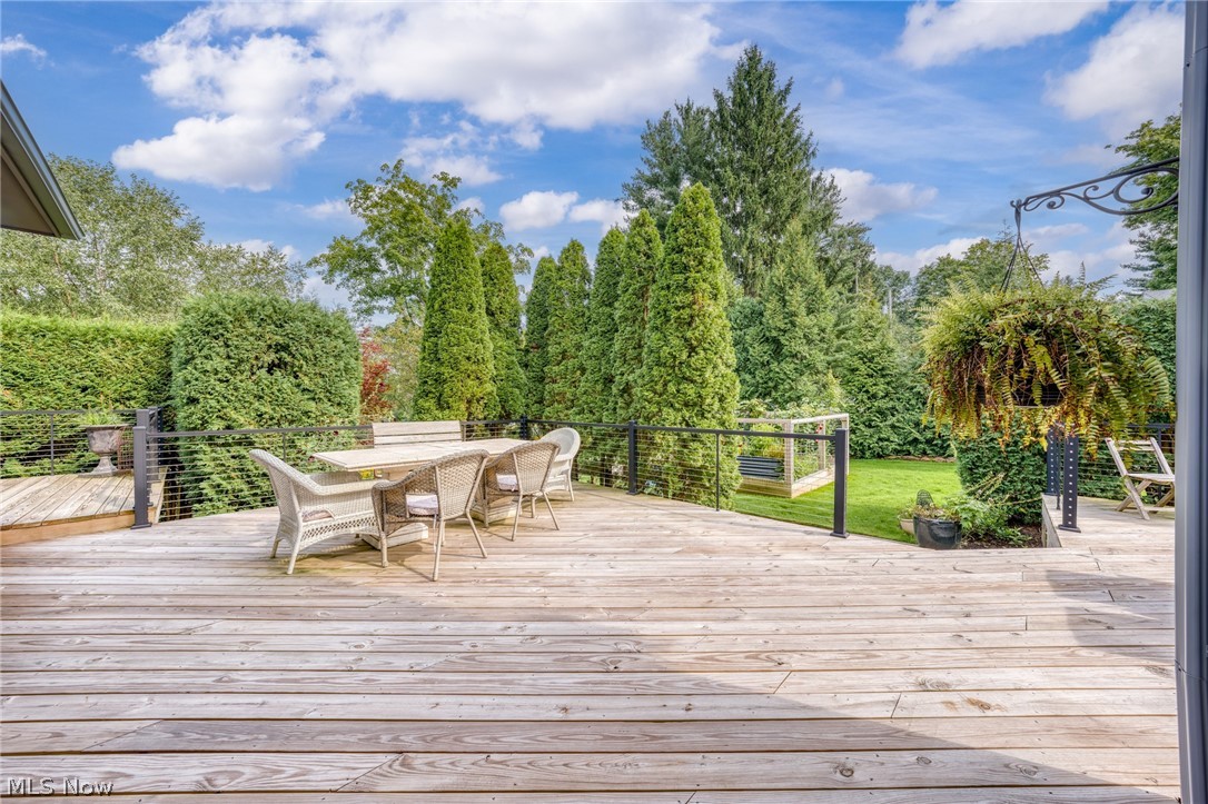 8 Pebblebrook Lane Chagrin Falls OH 44022