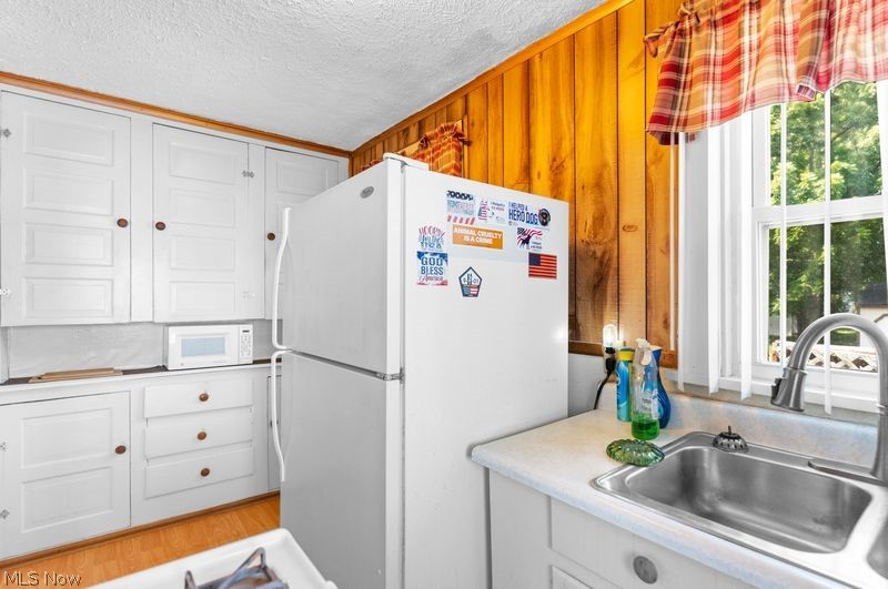 71 Elm Street Struthers OH 44471