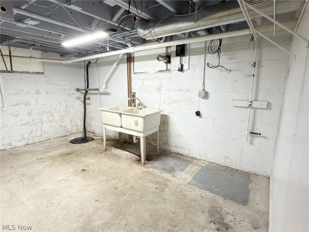 2584 N Ridge Road Perry OH 44077
